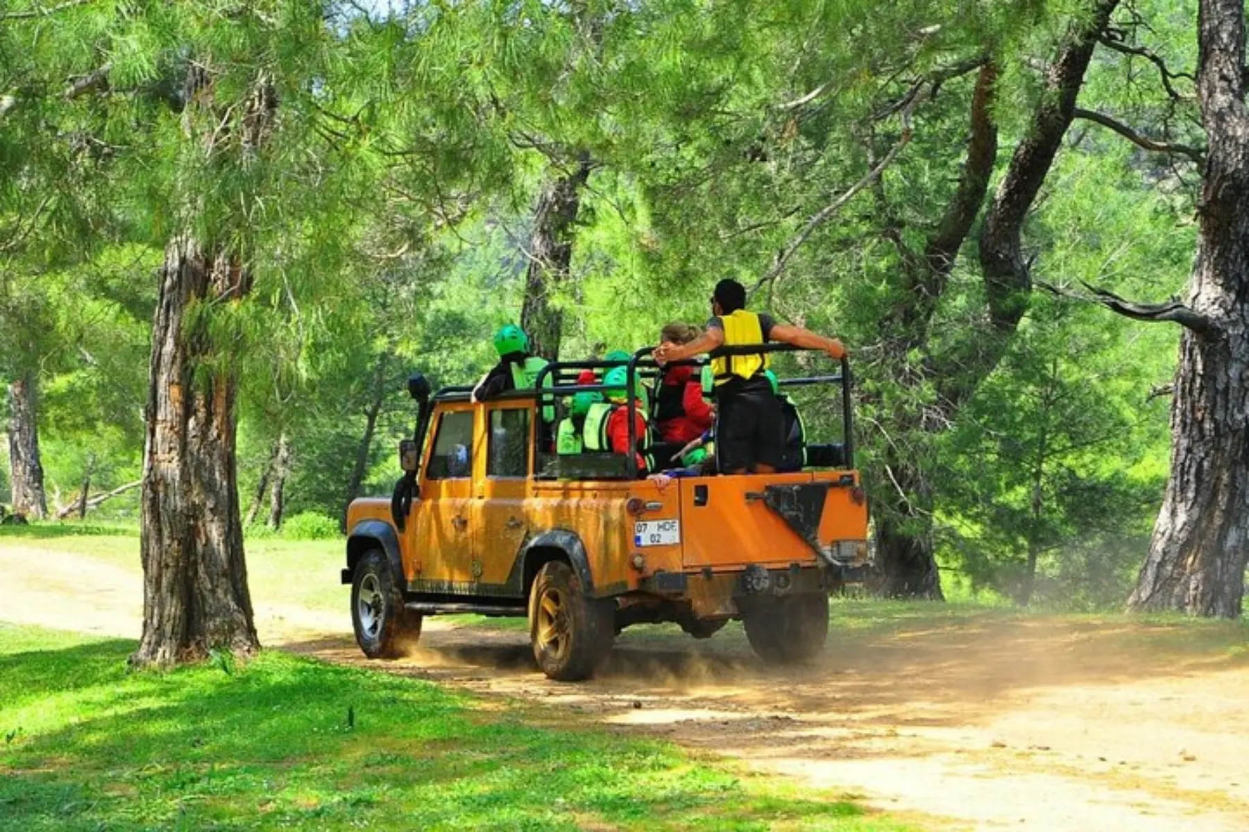 Jeep-Safari-70