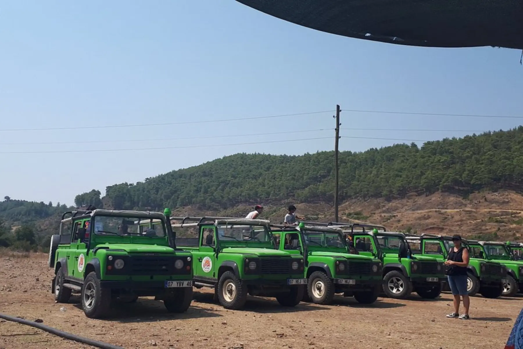 Jeep-Safari-71